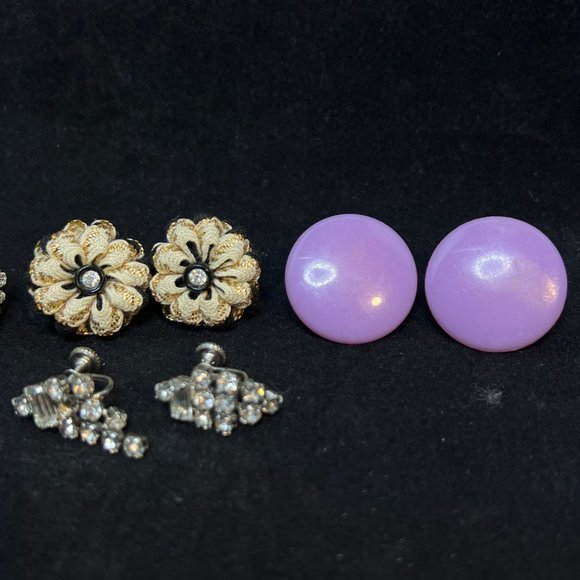 Lot of 5 Silver Tone Screw Back Earrings (3953) - Picture 3 of 6